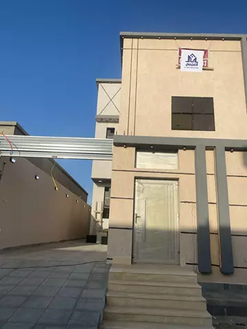 فيلا سكني للبيع في حي المروج في صامطة