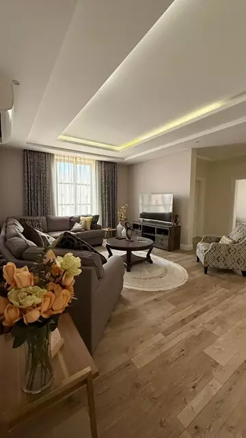 شقة مؤثثة للإيجار في حي الملقا في شمال الرياض