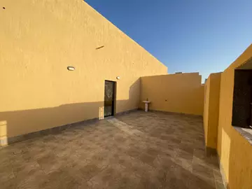 شقة سكني للبيع في حي البحيرات في مكة المكرمة