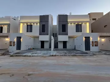 دور مستقل سكني للبيع في حي طويق في غرب الرياض