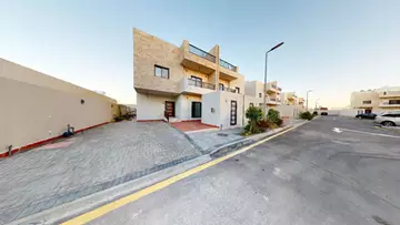 فيلا سكني للإيجار في حي الصوارى في جدة