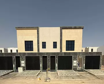 شقة سكني للبيع في حي الجنادرية في شرق الرياض