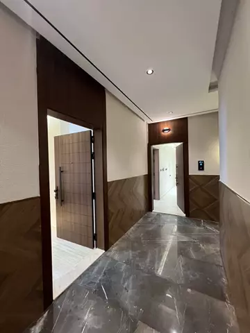 شقة 5 غرف سكني للبيع في حي النعيم في جدة