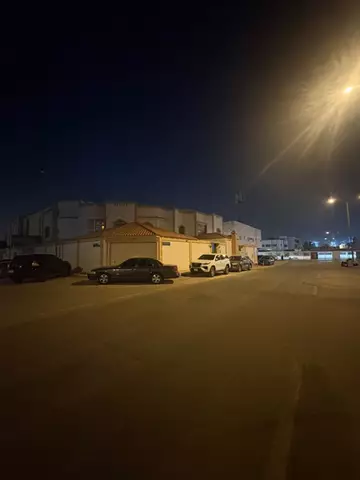 عمارة سكني للبيع في حي العقيق في شمال الرياض