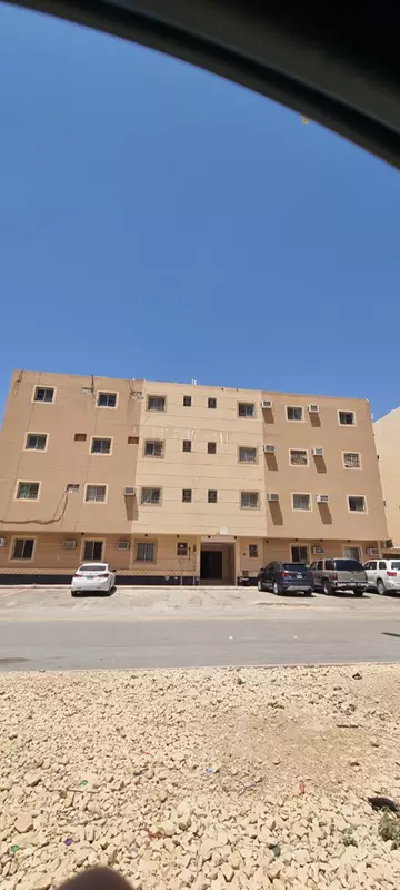 شقة سكني للبيع في حي لبن في غرب الرياض
