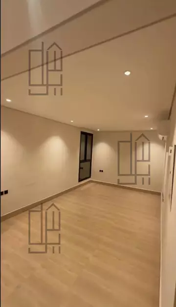شقة سكني للإيجار في حي الحمراء في شرق الرياض