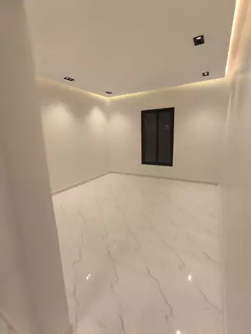شقة سكني للبيع في حي الجنادرية في شرق الرياض