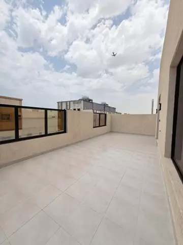 شقة سكني للبيع في حي البوادي في جدة