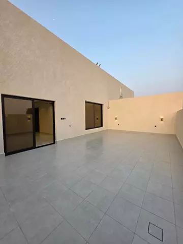 شقة سكني للبيع في حي السلامة في جدة