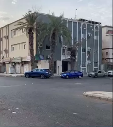 عمارة تجارية للبيع في جدة - الصفا