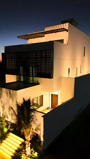 فيلا سكني للإيجار في حي البحيرات في جدة