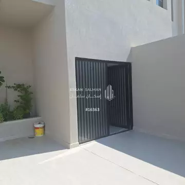 شقة - الدمام - حي ضاحية الملك فهد - البيضاء