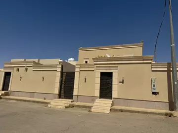 فيلا سكني للبيع في حي المرقب في عيون الجواء