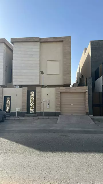 فيلا للايجار بحي الملقا