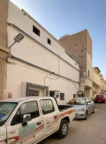 عمارة سكني للبيع في حي الخالدية في وسط الرياض