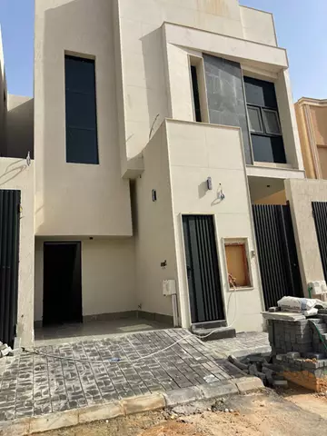 شقة سكني للبيع في حي قرطبة في شرق الرياض