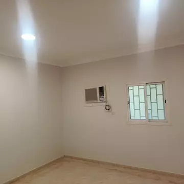غرفة استديو سكني للإيجار في حي النفل في شمال الرياض