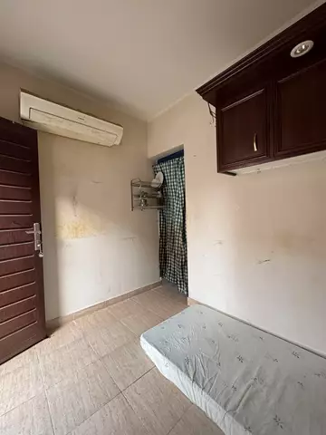 غرفة سائق سكني للإيجار في حي الياسمين في شمال الرياض