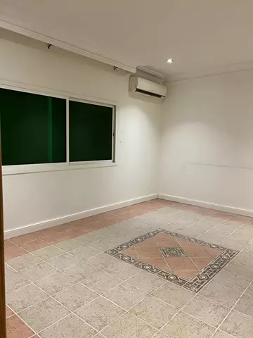 دور مستقل سكني للإيجار في حي الصحافة في شمال الرياض