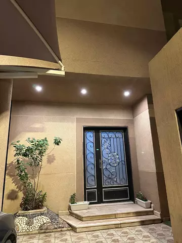 فيلا سكني للبيع في حي الصحافة في شمال الرياض