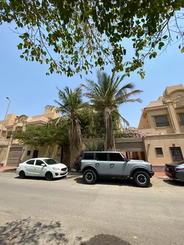 فيلا سكني للإيجار في حي الزهراء في جدة