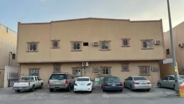 شقة سكني للبيع في حي عكاظ في جنوب الرياض