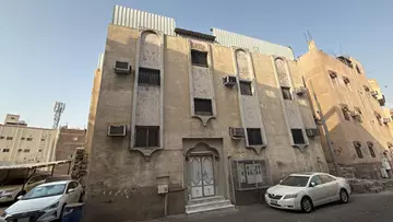 عمارة سكني للبيع في حي الزهراء في مكة المكرمة
