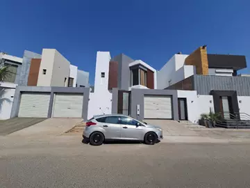 فيلا دوبلكس للبيع في جدة - اللؤلؤ 