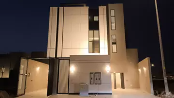 دور سكني للبيع في حي الجنادرية في شرق الرياض