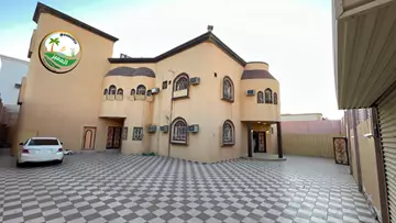 عمارة سكني للبيع في حي الروضة في وادي الدواسر