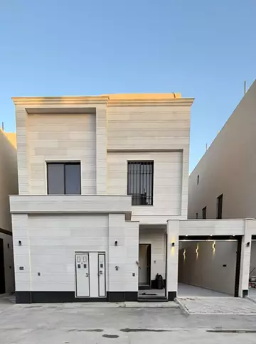 دور مستقل سكني للبيع في حي الندوة في شرق الرياض