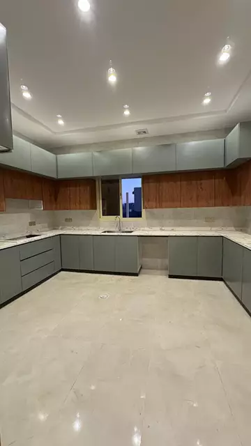 دور مستقل سكني للبيع في حي البوادي في تبوك