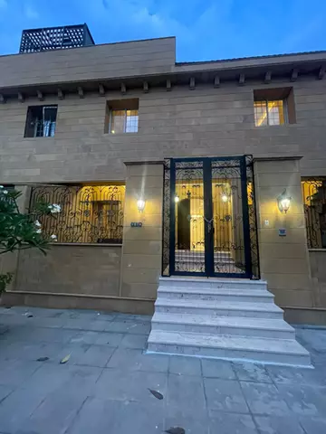 فيلا سكني للإيجار في حي الشاطئ في جدة