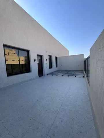 شقة سكني للبيع في حي النعيم في جدة