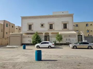 عمارة سكني للبيع في حي الشراع في الخبر