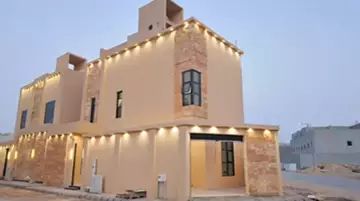 فيلا زاوية للبيع بحي الجنادرية