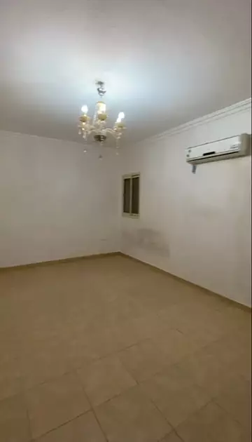 شقة سكني للبيع في حي التعاون في شمال الرياض