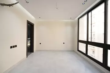 شقة 3 غرف سكني للبيع في حي البوادي في جدة