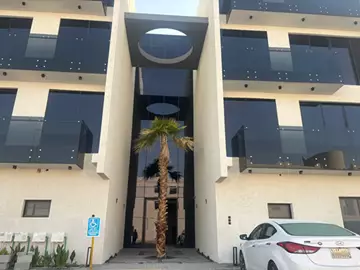 شقة سكني للبيع في حي المونسية في شرق الرياض