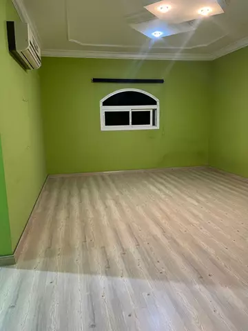 فيلا سكني للإيجار في حي الصحافة في شمال الرياض