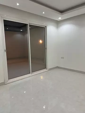 شقة سكني للإيجار في حي الملقا في شمال الرياض