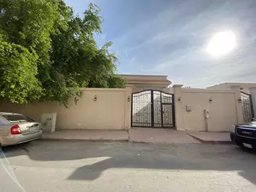 فيلا للبيع في حي الشفا في جنوب الرياض