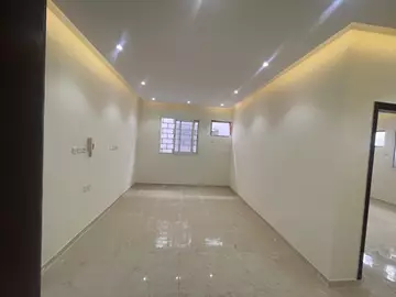 دور مستقل سكني للبيع في حي الرمال في شرق الرياض