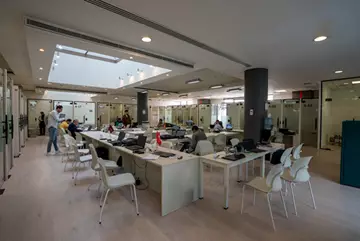 ‎مكاتب مؤثثة جاهزة للإيجار حي الروضة