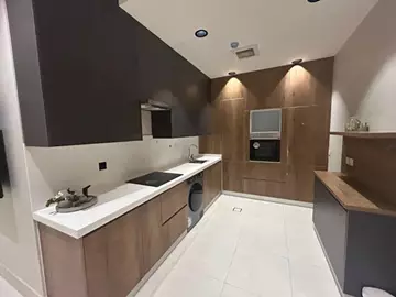 شقة مؤثثة للإيجار في حي القيروان في شمال الرياض