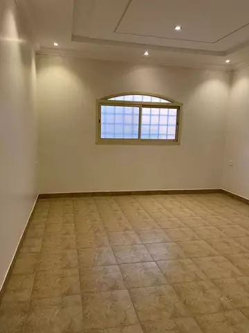 دور أول سكني للإيجار في فيلا في حي الياسمين في شمال الرياض