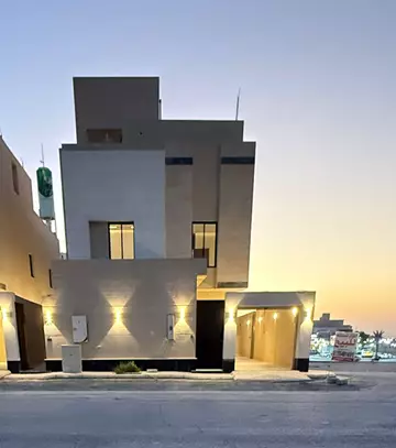 دور مستقل للبيع بحي البيان شرق الرياض