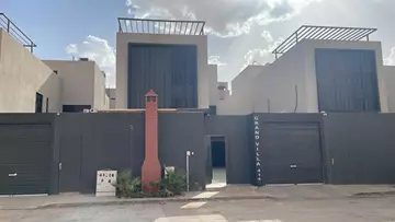 فيلا سكنية للبيع بحي القادسية شرق الرياض