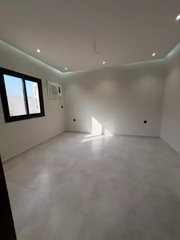 شقة سكني للإيجار في حي الفنار في بحرة