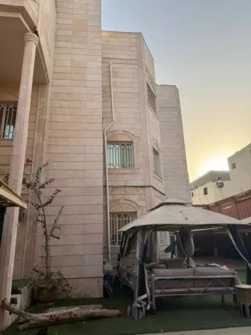 فيلا سكني للبيع في حي المنار في جدة